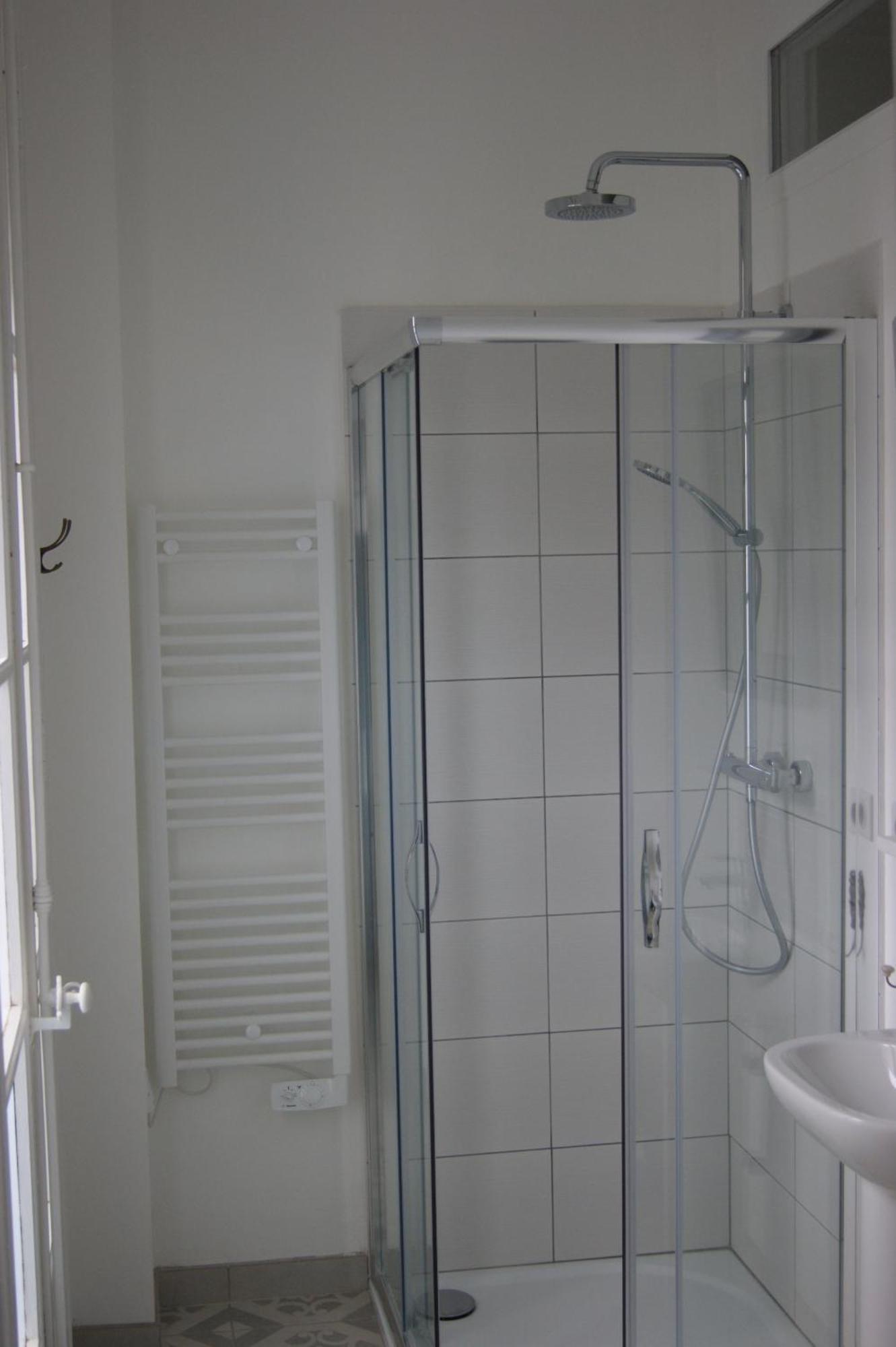 Le Petit Moliere Bed & Breakfast Servian Ruang foto