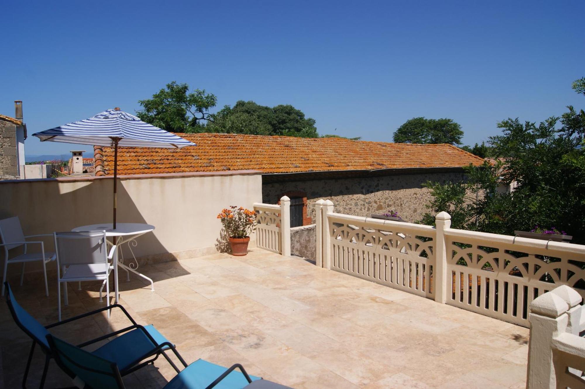 Le Petit Moliere Bed & Breakfast Servian Bagian luar foto