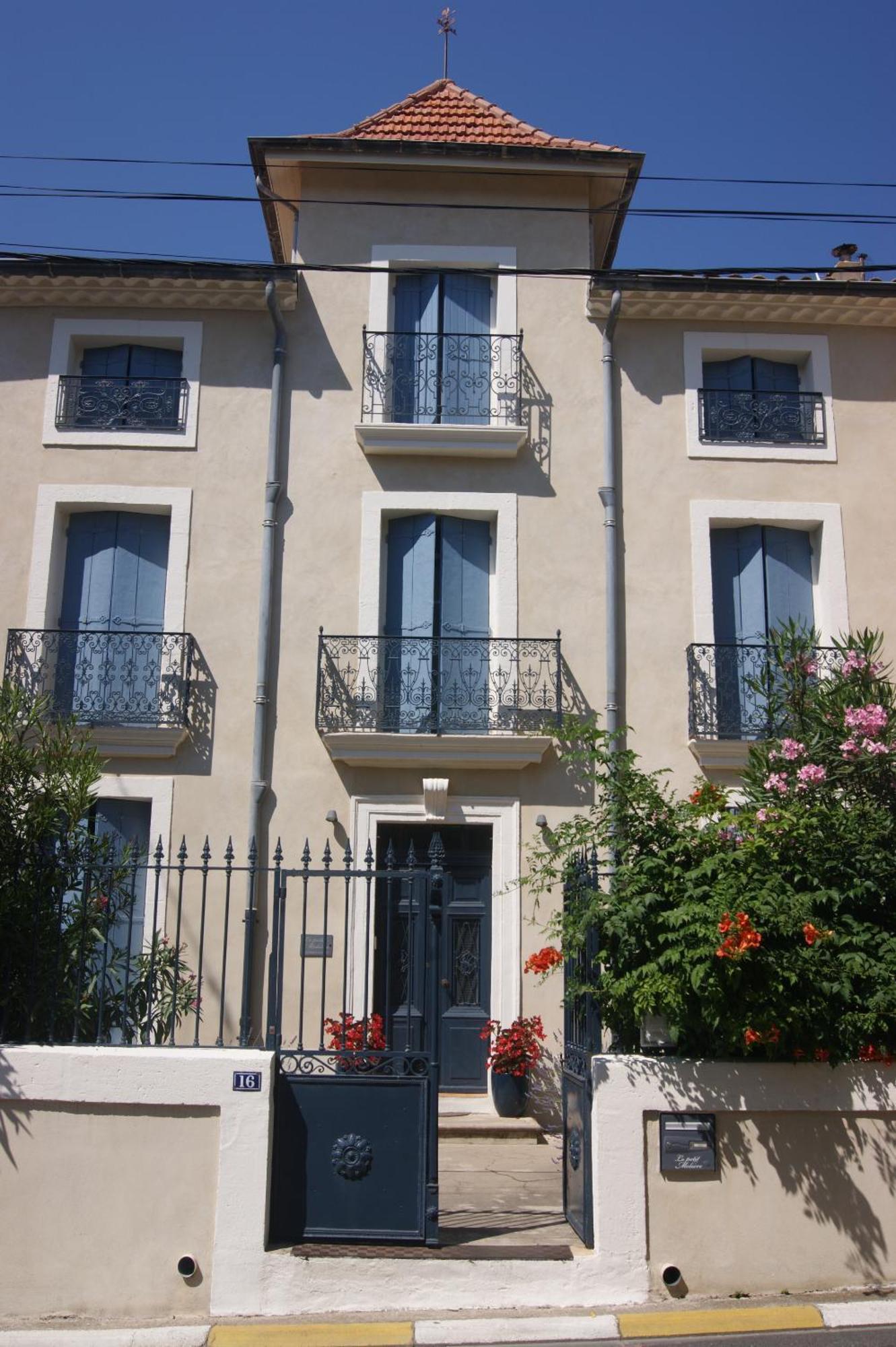 Le Petit Moliere Bed & Breakfast Servian Bagian luar foto